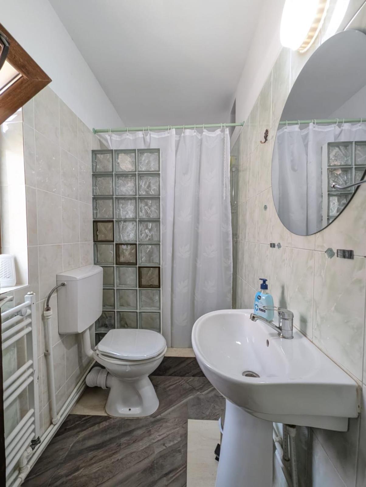 Casa Helen House, Iasi Hotel Valea Adanca Kültér fotó